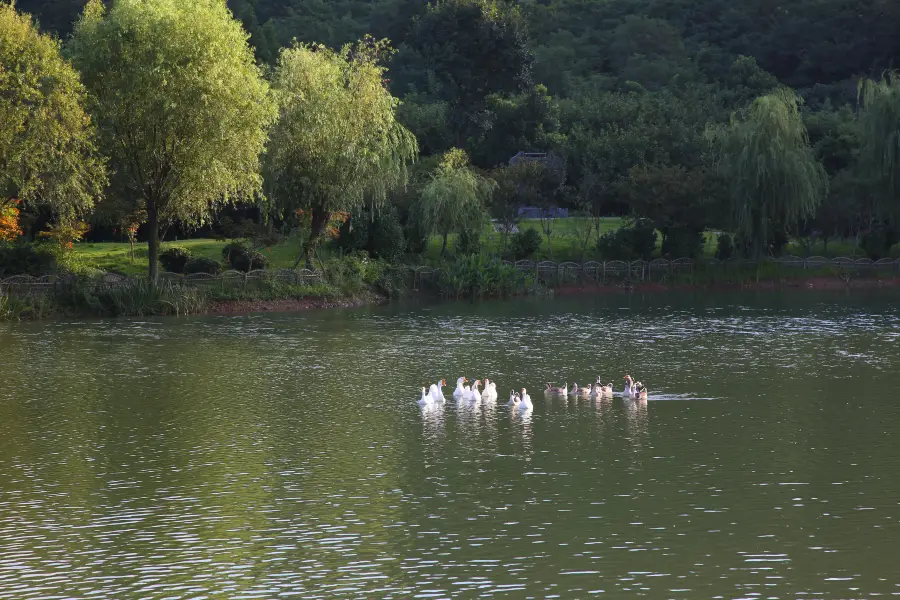 The Baixiang (White Elephant) Bay