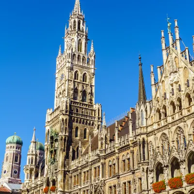 Номер с видом на горы Отели в г. Мюнхен