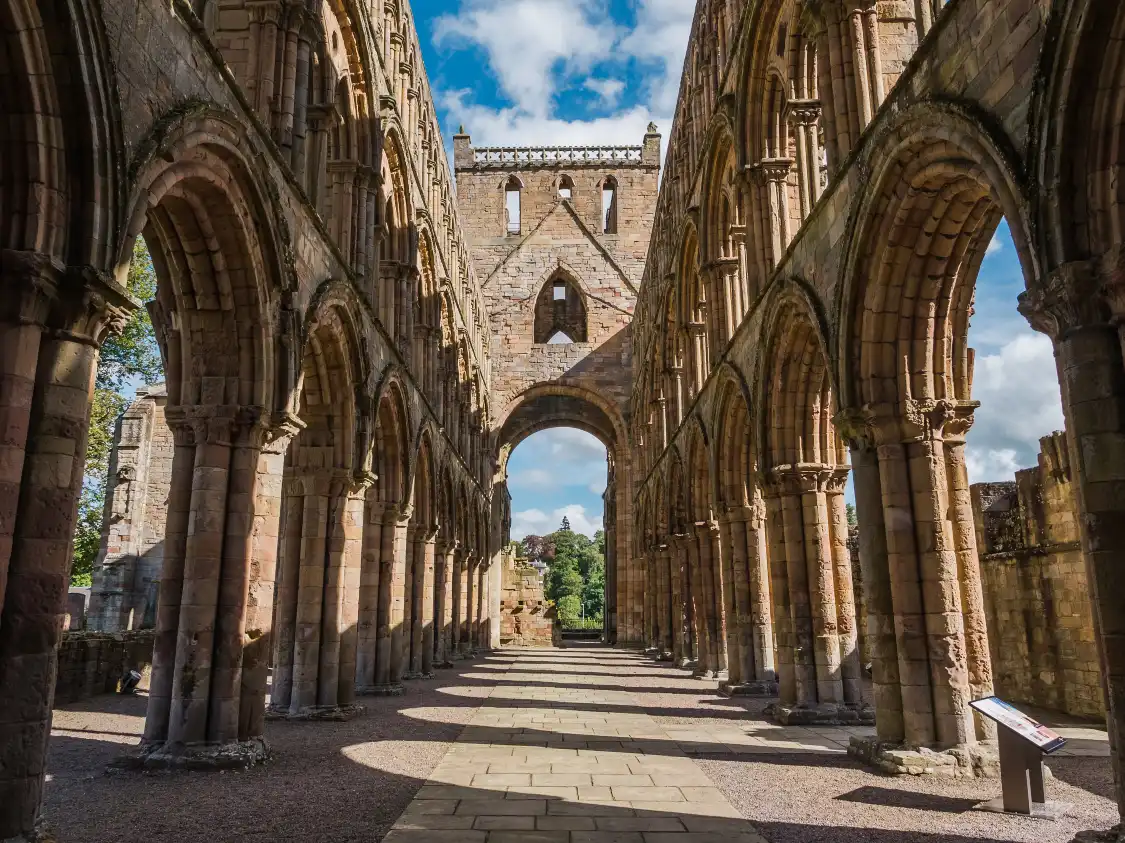 Hotels near Jedburgh Abbey