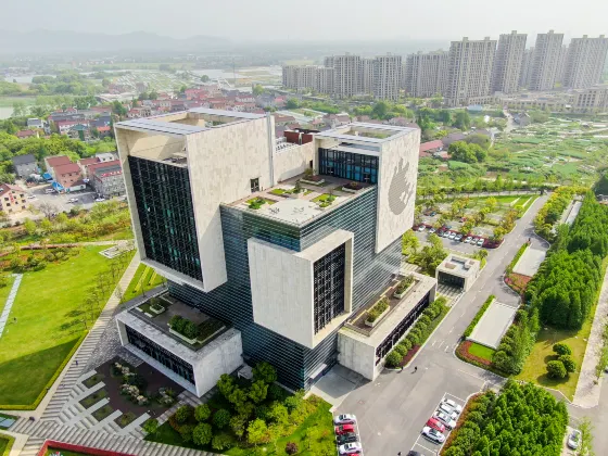 Отзывы об отеле Longemont  happy World Hotel