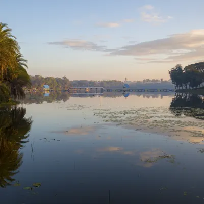 Hotels near Naung Yar Lake