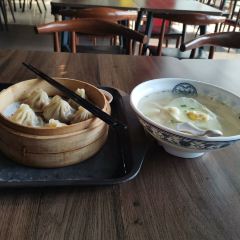 珊珊小笼馆(康定路店) User Photo