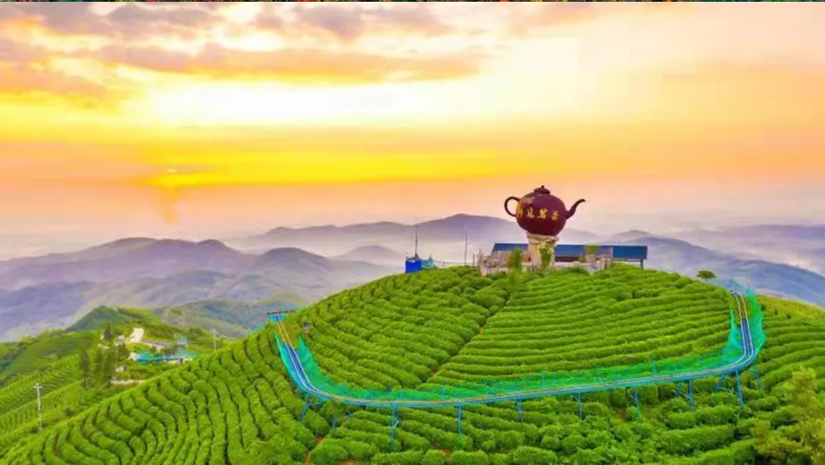 Henan West Jiuhua Mountain Scenic Area