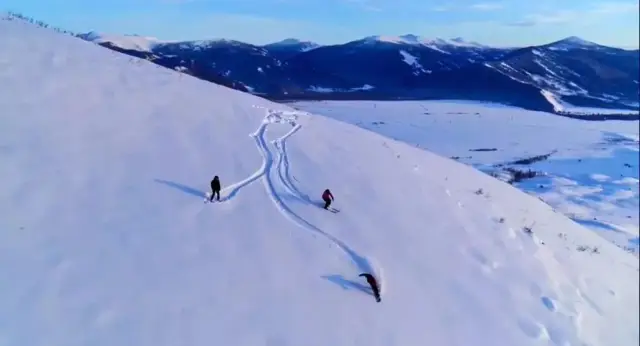Skiing in Burqin