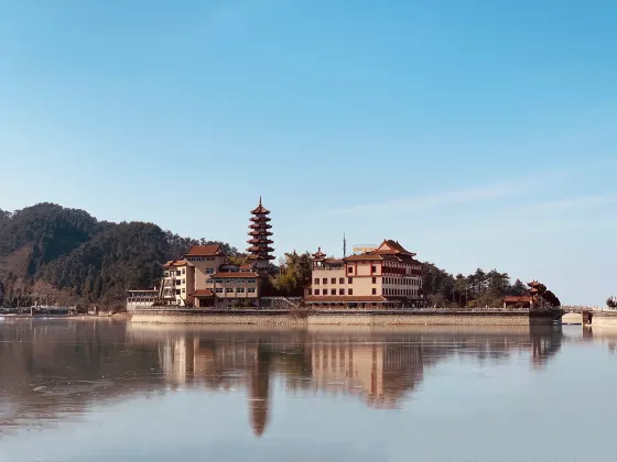 Отели с услугой ванной в г. Сюаньен