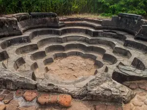 Polonnaruwa Nelum pokuna (Lotus Pond)