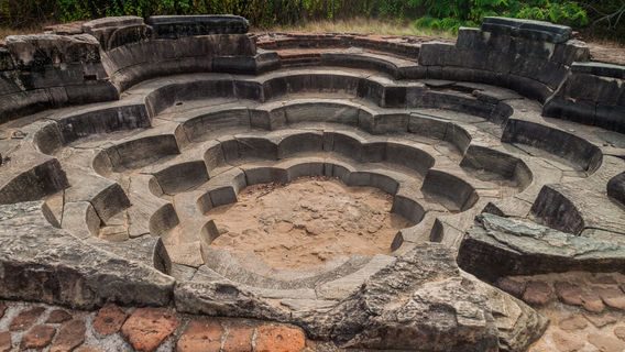 Lotus Pond (Ancient Nelum Pokuna)