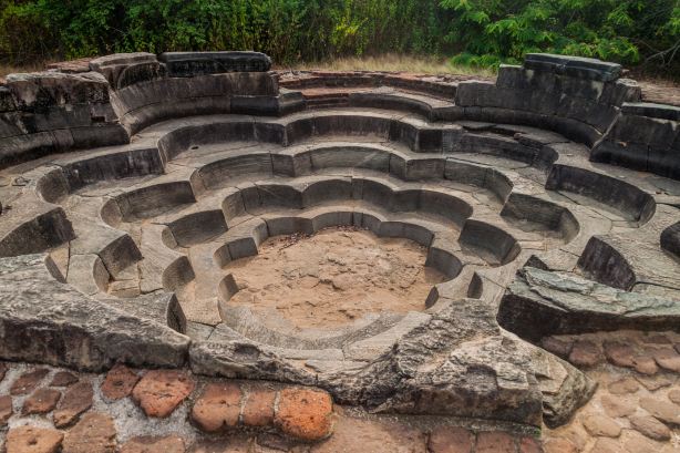 Lotus Pond (Ancient Nelum Pokuna)