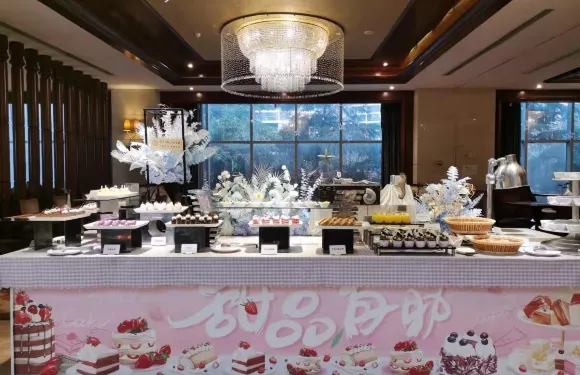 句容餘坤墨爾頓大酒店·地中海自助餐