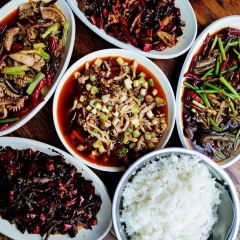 七里香饭店(天庆街店) User Photo