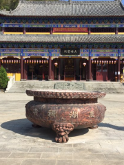 Luhu Temple