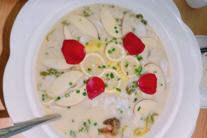 膜拜鲈渔酸菜鱼(廉江店)