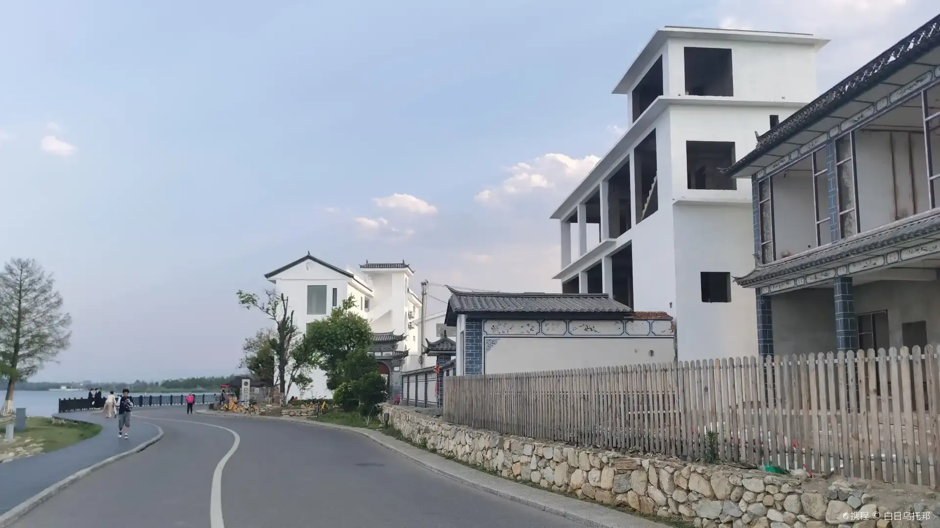 Hotels near Xiabopeng Village