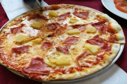 Treff Cafe Restaurant