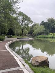 Zhongzhoujingguan Park