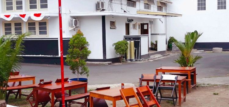 Taru Martani Coffee & Resto 1918