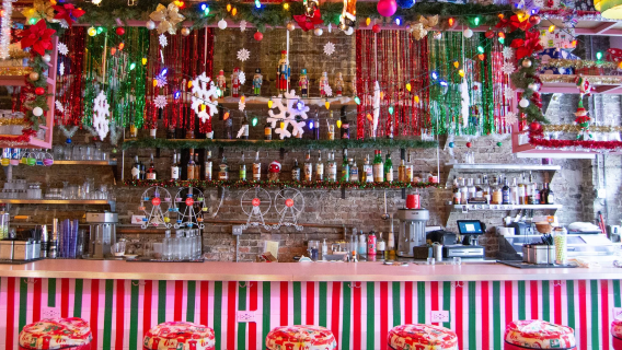 Happy Days Liquors / Butch's Bar