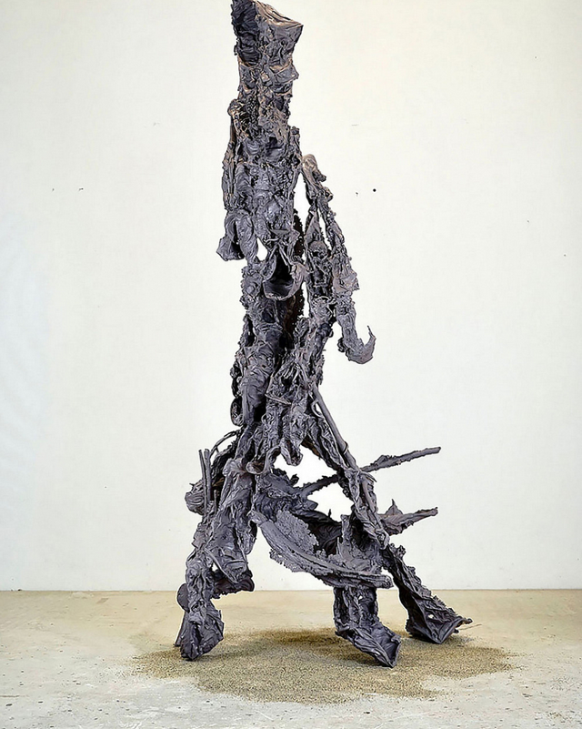 妮特·梅薩傑雕塑展 | 阿爾貝蒂娜博物館