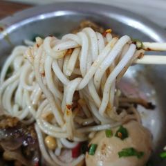 Shenlumifen(zhengyangbuxingjiedian) User Photo