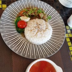 Shenzhoubandaofupengxilaidengjiudianyikele Western Restaurant User Photo