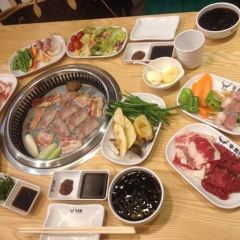 Xiaokezizhushaorou (weibai) User Photo