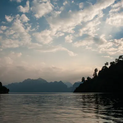 Vé máy bay Đà Nẵng Surat Thani