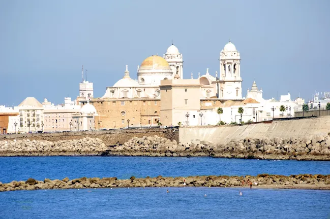 Palvelun Parvekkeita tarjoavat hotellit kohteessa Cádiz
