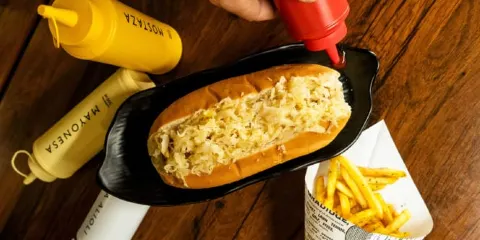 Mad Dog Hot Dog Experience