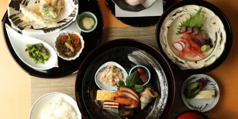 Japanese Restaurant Tsumama