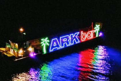 ARKbar beach club