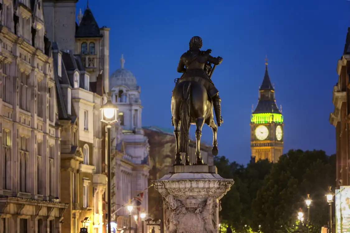 Hotels near Charing Cross Road