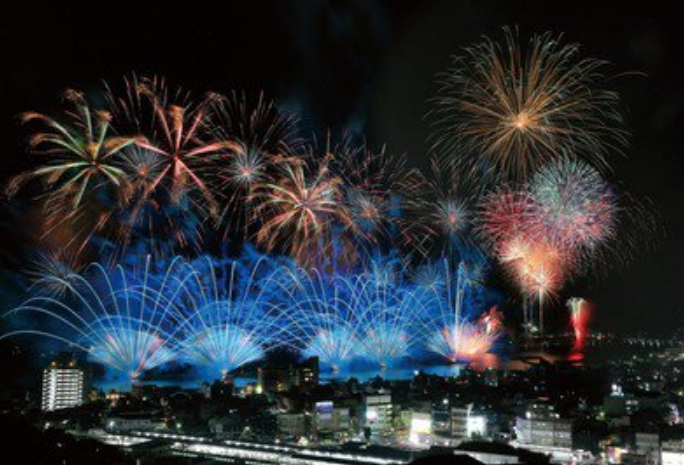 按針祭海上花火大會 | 伊東市