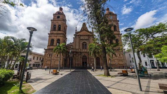 Catedral Metropolitana Basílica Menor de San Lorenzo de Santa Cruz