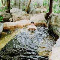  Rock Valley Hot Spring and Fish Spa กาญ