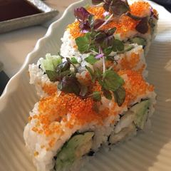 sushi e ảnh của người dùng