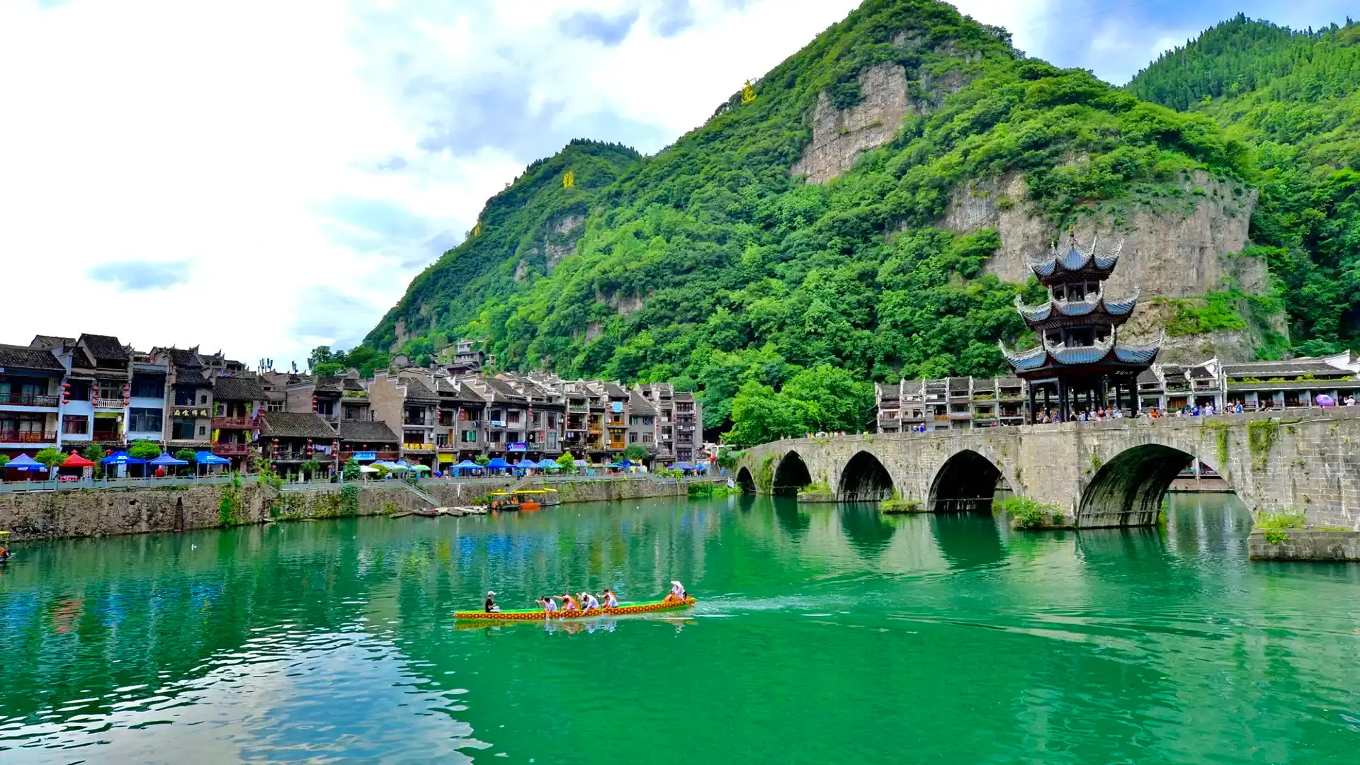 Hotels near Shiping Mountain Scenic Area