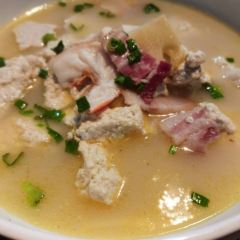 五莲飞天宾馆·餐厅 User Photo