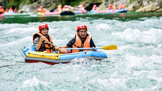 Qingxihe Canyon Drifting