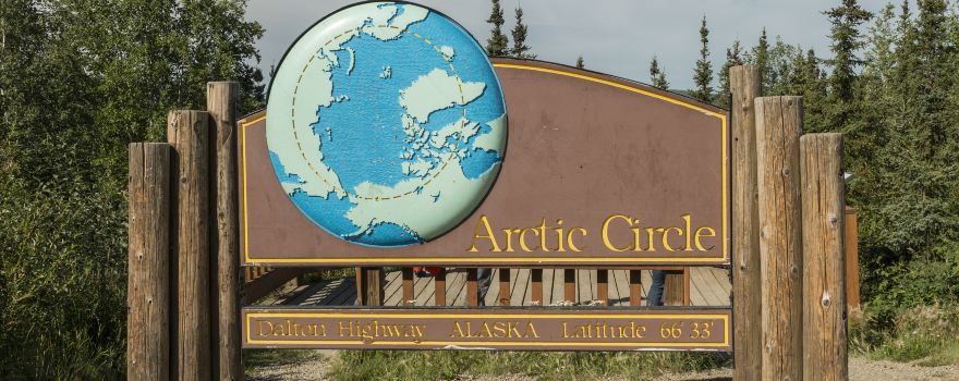Arctic Circle Sign