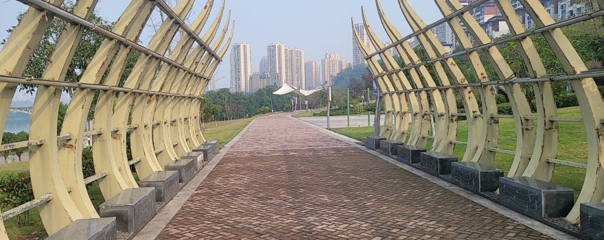 Longnv Lake Tourist Resort