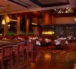 Woodfire Grille at Diamond Jo Casino