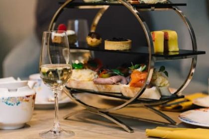 1900 Restaurant and Bar