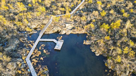 Wenpo Lake