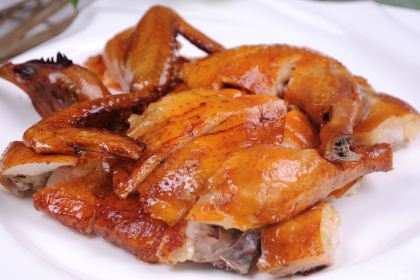 XIAO BEI JIANG HE XIAN