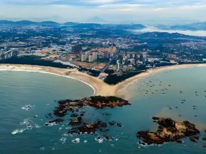 Jinluan Bay Beach