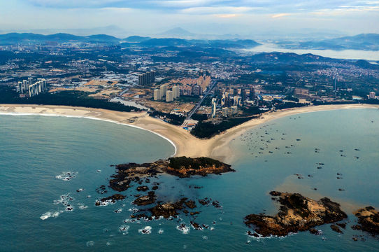 Jinluan Bay Beach