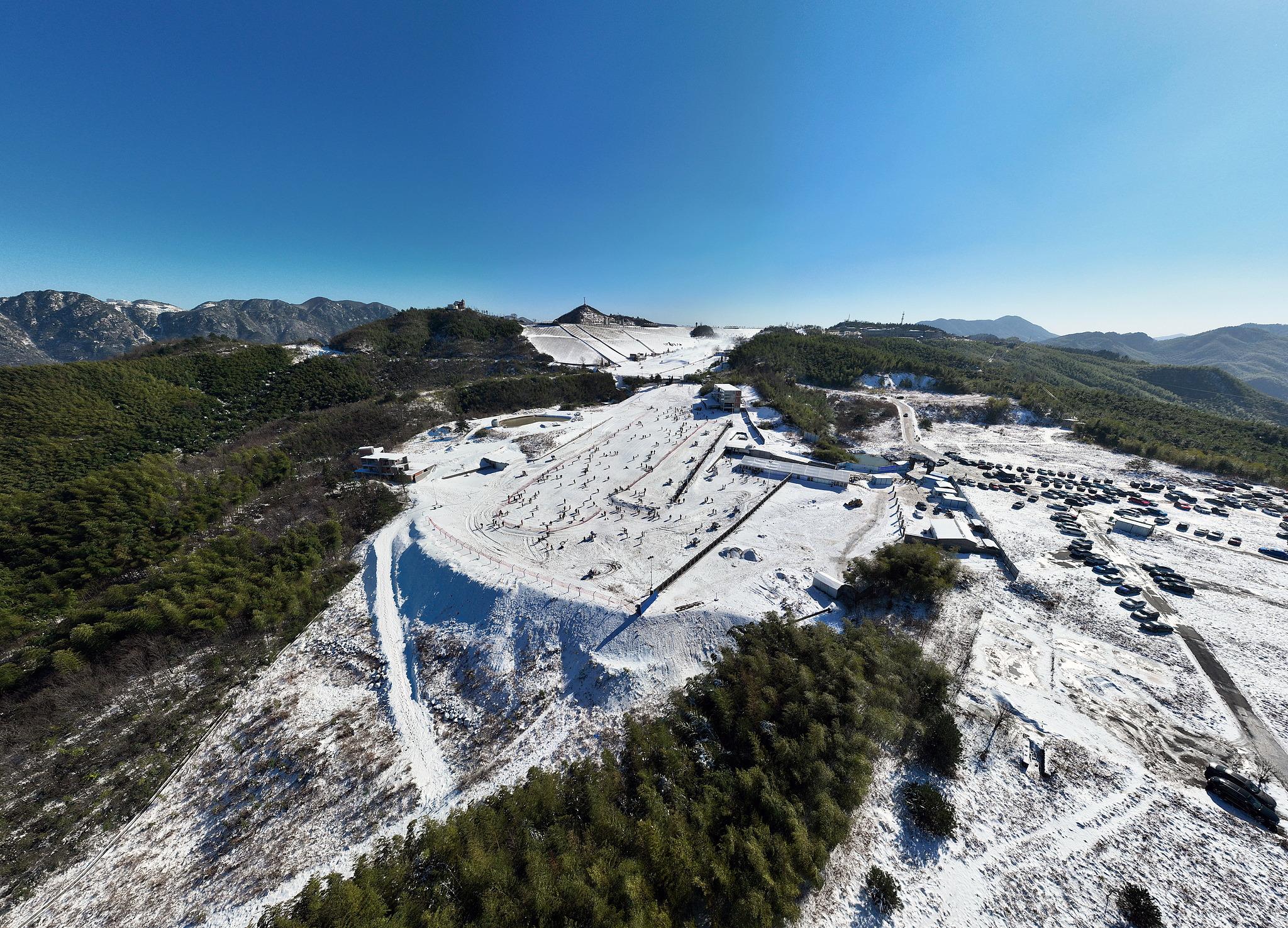 Jiangnan Tianchi Ski Resort