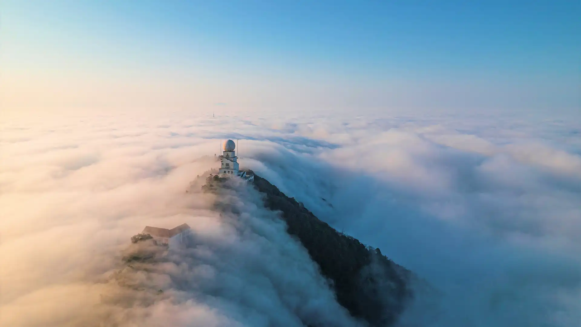 Hotels near Baiyun Mountain