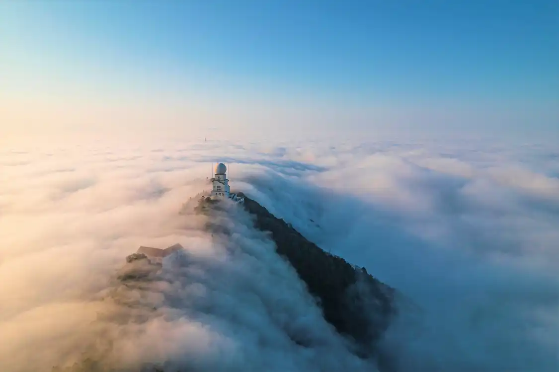 Hotels near Baiyun Mountain