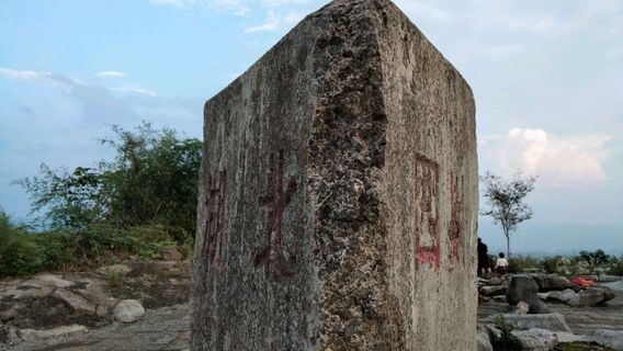 xiang e chuan san sheng jiao jie zhi di